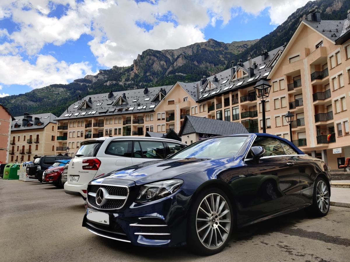 "Leo Pixel" Avairent Canfranc Estacion Apartman Kültér fotó